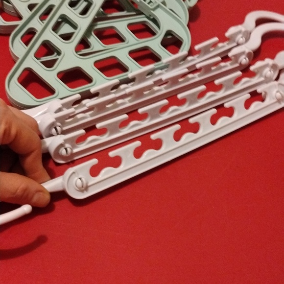 💐5/$25 Hanger bundle - Picture 2 of 3